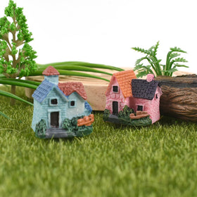 HUIANER resin house type C featured as a charming miniature landscape detail