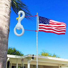 Brass swivel clip with rubber coating reduces noise on windy days.