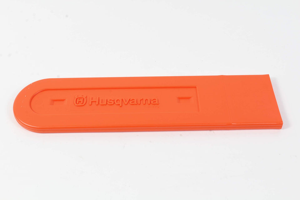 Husqvarna scabbard for 13-16 inch bar protects the chain during storage