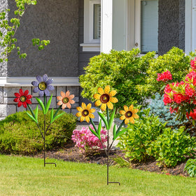 HUTHDAK weather-resistant metal flowers for year-round outdoor use.