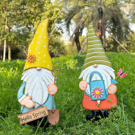 HUTHDAK metal gnomes with watering can and Hello Spring sign for spring yard decor
