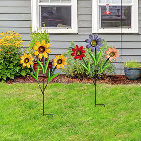 HUTHDAK outdoor flower decor enhances porches and pathways.