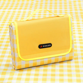 HX&OD picnic blanket fully spread for a family outing with ample space
