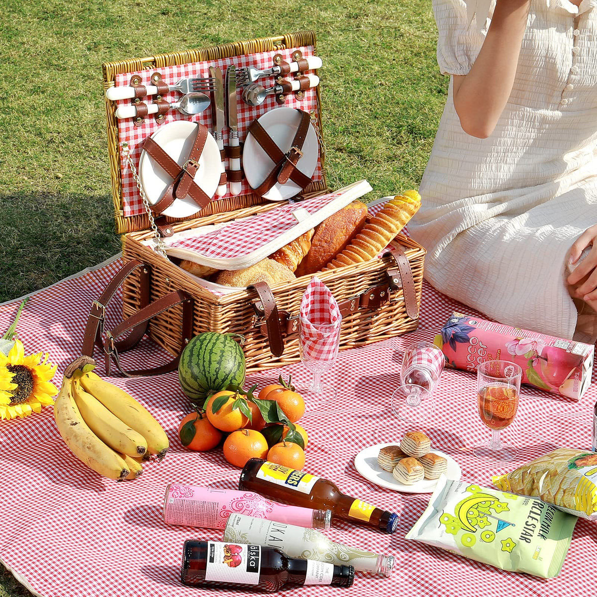 HYBDAMAI insulated cooler keeps meals fresh during picnics and road trips.