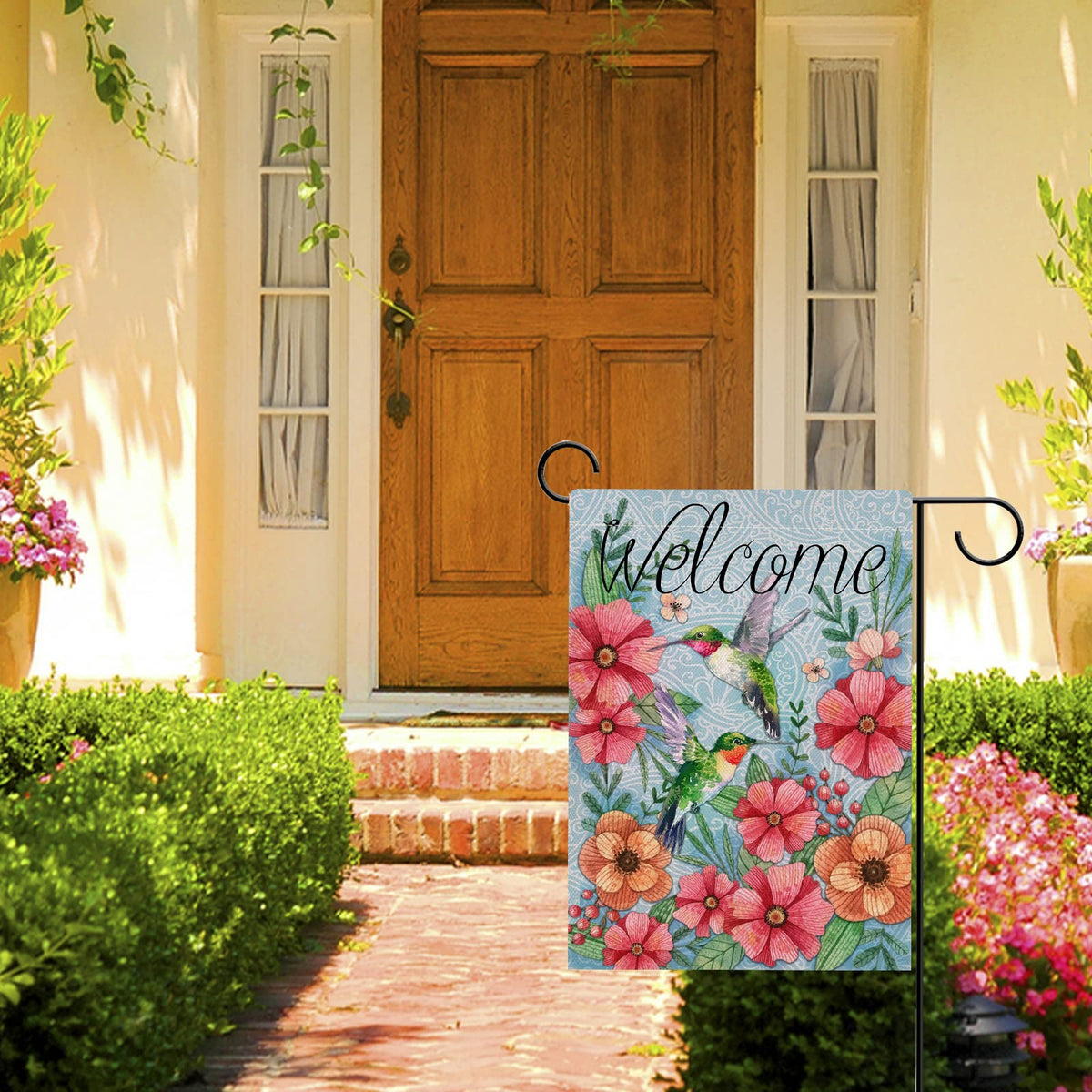 Hzppyz outdoor seasonal flag for porch or lawn, ideal for springtime displays.