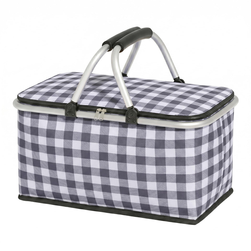 IACTIVE 30L insulated picnic basket showing ample family capacity for meals and drinks