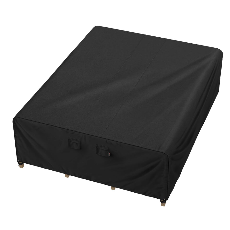 iBirdie outdoor cover protects a 120x64 inch table from rain and sun