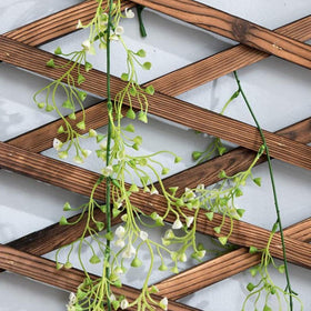 Iceyyyy indoor vertical garden decor idea installed on a wall for rooms.