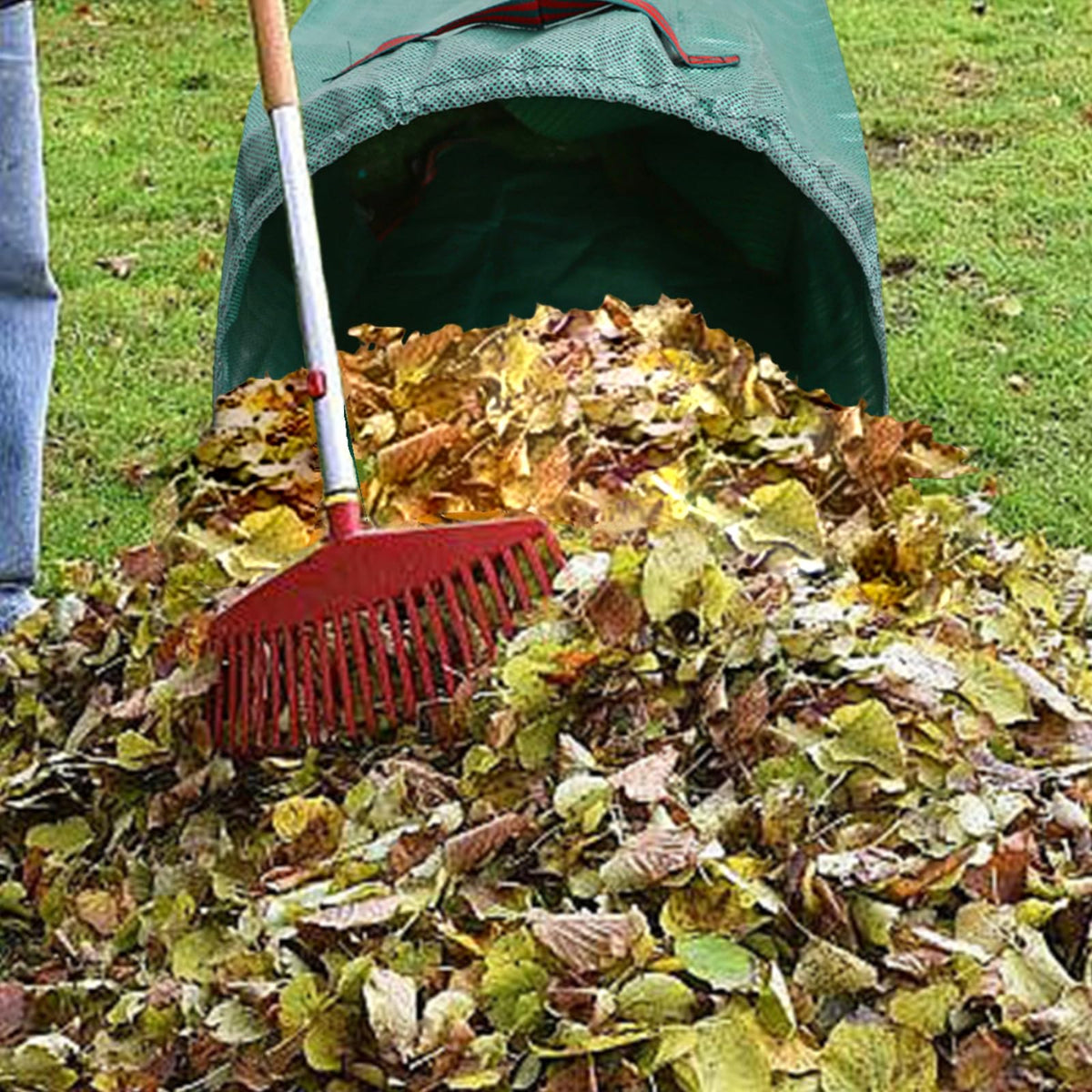 Ideal Swan tear-resistant material ensures reliable leaves, grass, and debris containment