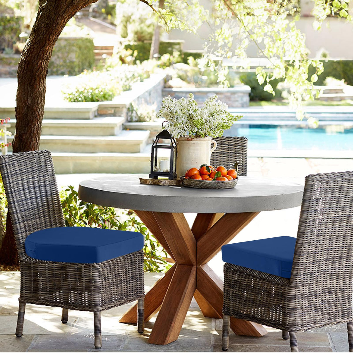 idee-home outdoor chair cushions zipper removal close-up highlights easy cleaning