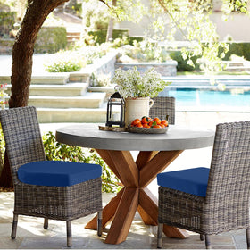 idee-home outdoor chair cushions zipper removal close-up highlights easy cleaning