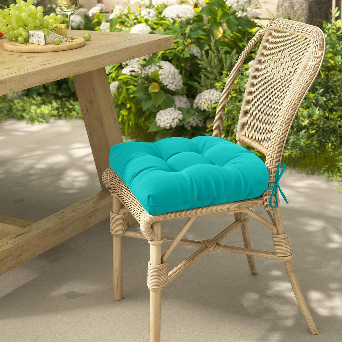 idee-home shredded foam fill provides soft support and bounce-back