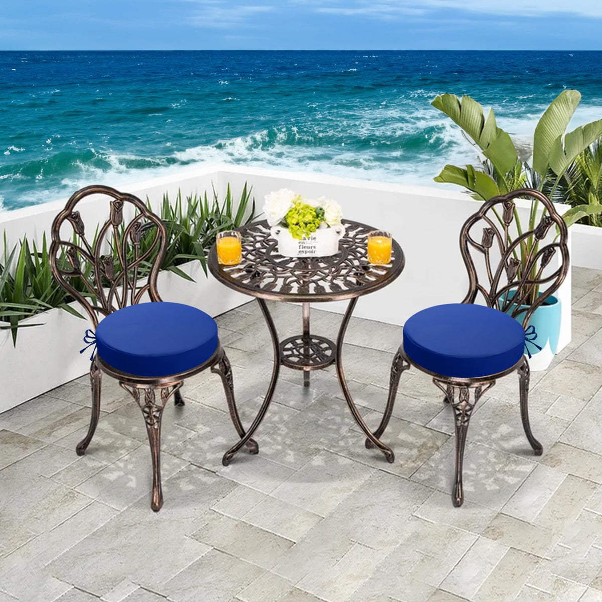 Idee-Home cushions arrive vacuum-sealed and regain shape quickly for convenience.