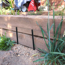 IHOSHENG threaded beveled-edge design improves penetration into tough soil