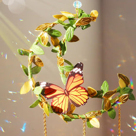 ilclviz Moon Heart Frame Gold Plated adds elegant shine to any room