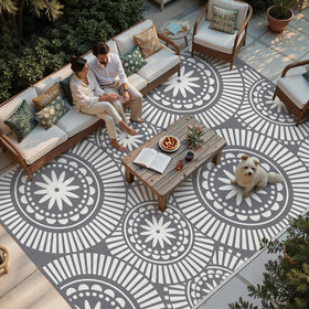 Ileading 9x12 geometry grey outdoor rug enhances patios with stable, stylish geometry
