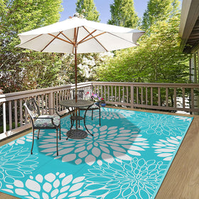 Ileading rug cleans easily with a hose-down for quick maintenance.