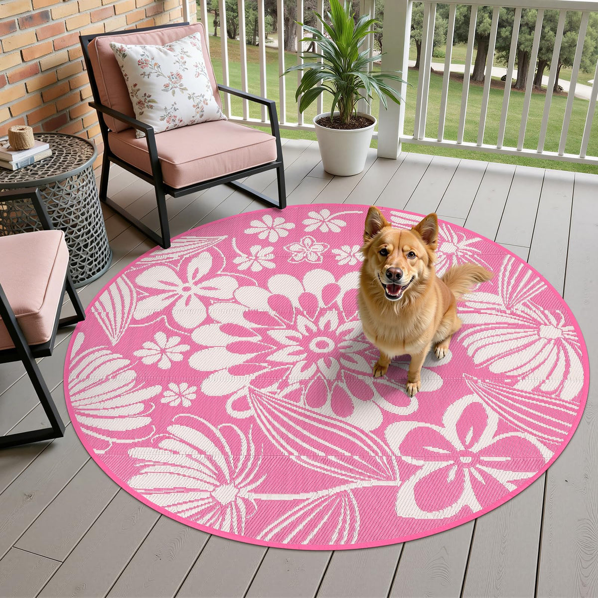 Ileading reversible rug showcases two floral sides for quick style changes.