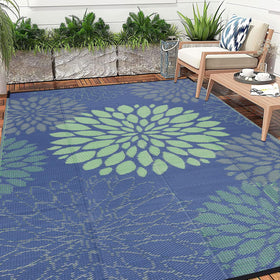 Ileading rug perfect for RV camping and backyard gatherings.
