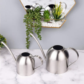 IMEEA indoor watering can ideal for desks and shelves.