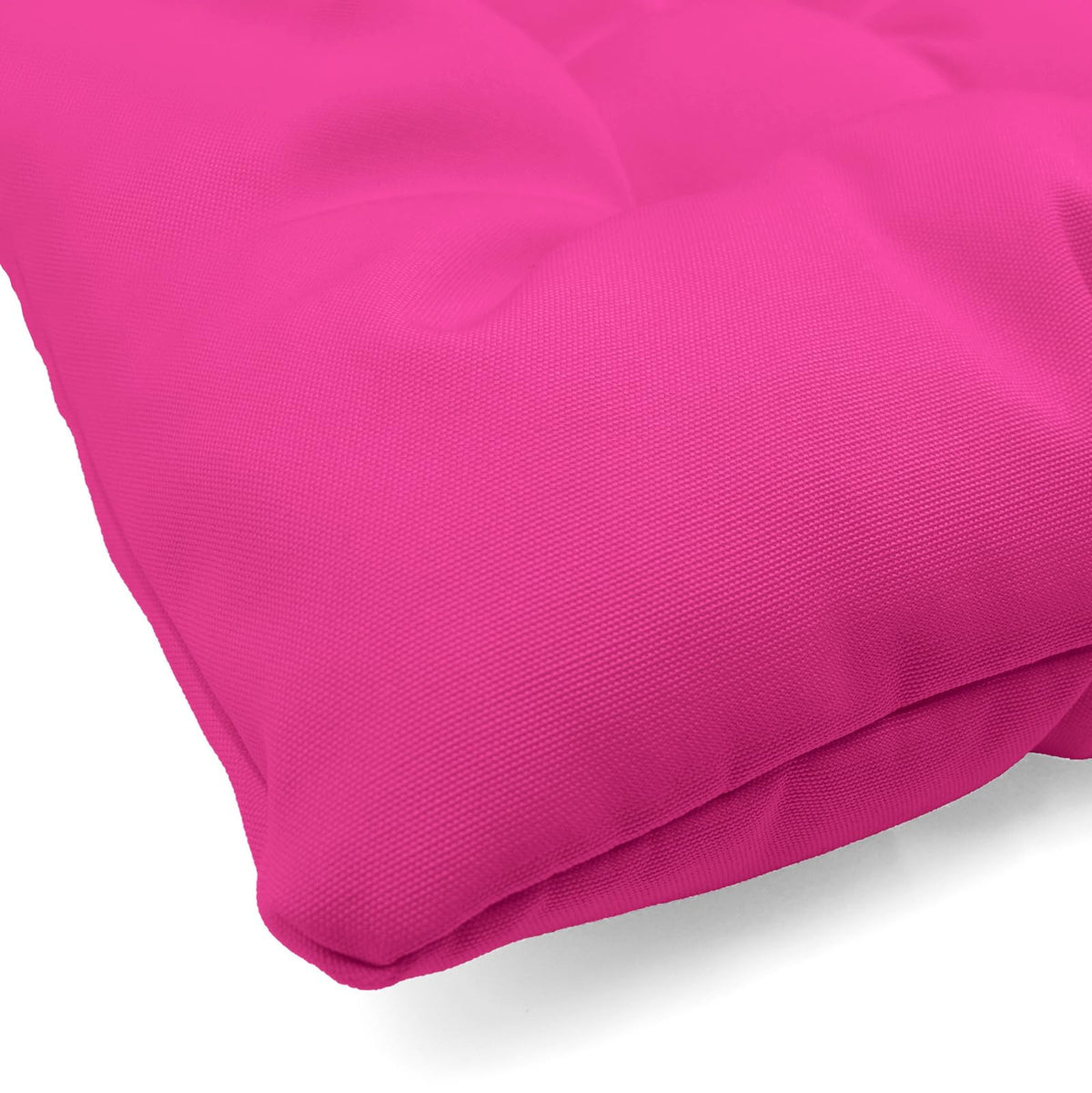 Insun cushions maintain color and comfort with fade-resistant fabric.