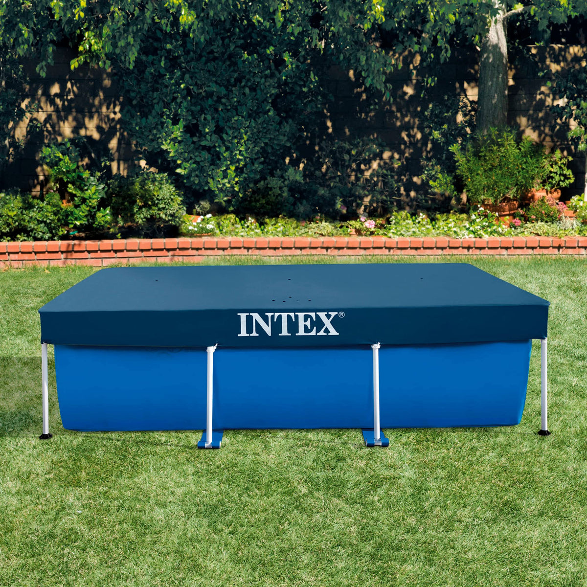 Intex Debris/Weather Cover with rope ties stays secure on windy days