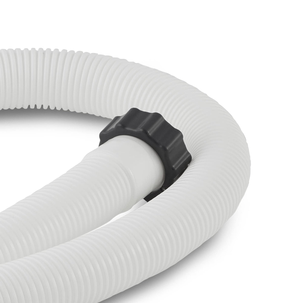 Intex saltwater-compatible hose supports versatile pool maintenance setups.