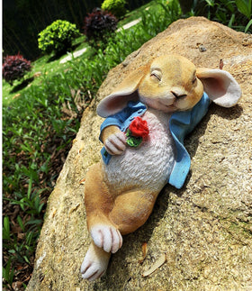iRonrain pigments ensure vivid eco-friendly color on garden sculpture.