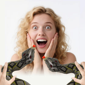 iShyan inflatable snake Halloween decoration for yard or poolside scenes.