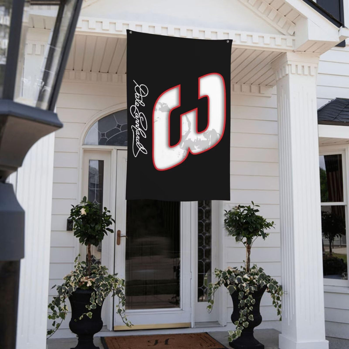 ITPHOYS Dale Earnhardt Sr flag makes a thoughtful gift idea for fans.