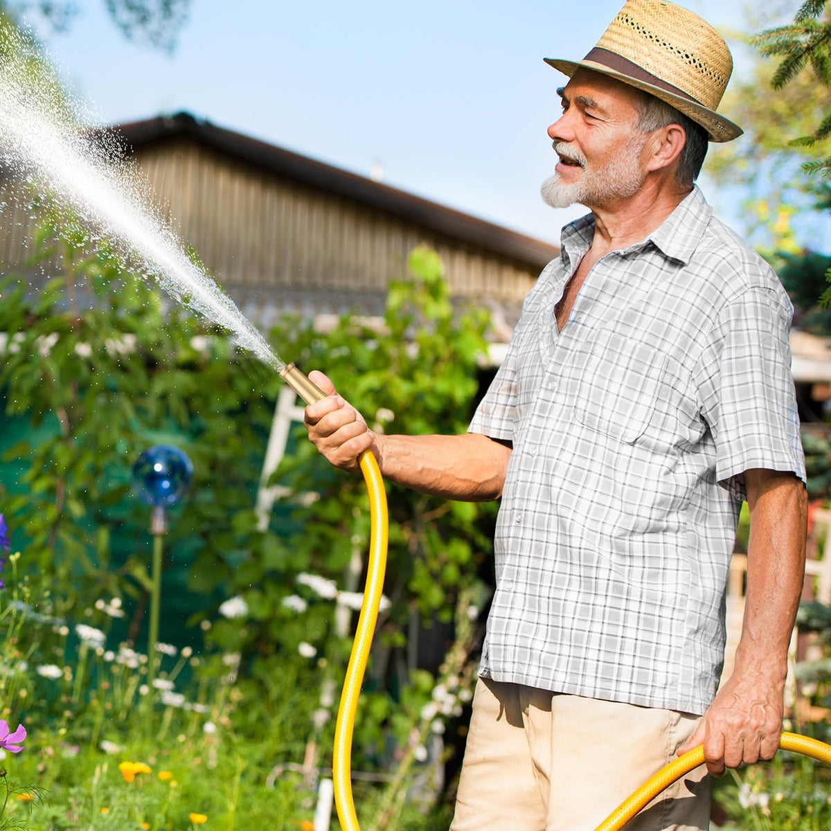 JaGely heavy-duty brass nozzle withstands drops and rugged outdoor use.