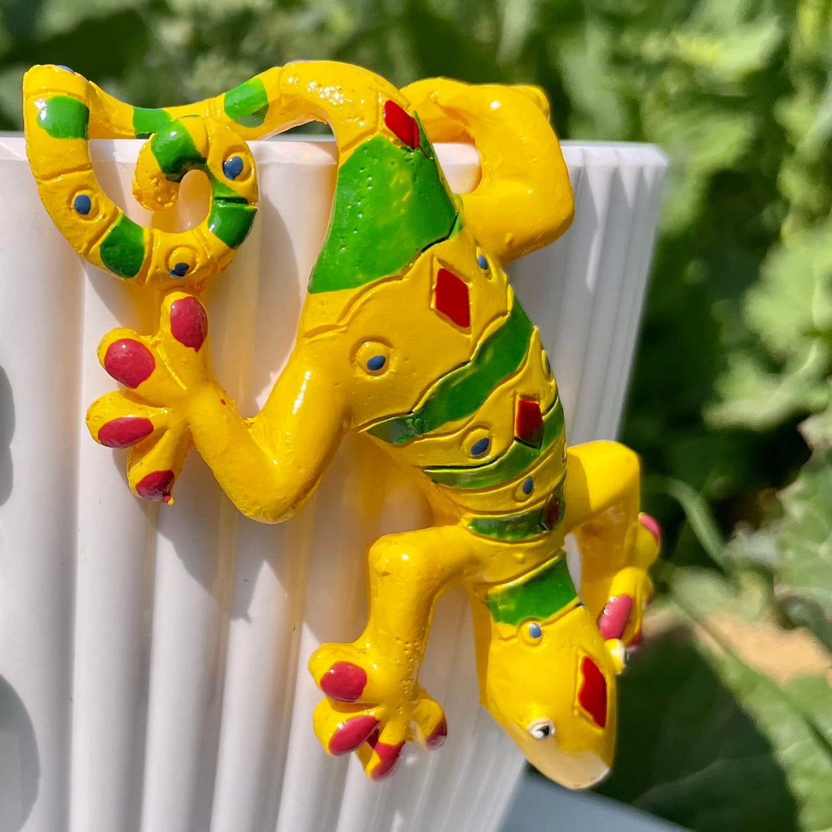 JARPSIRY gecko edge decor clips onto planter edges