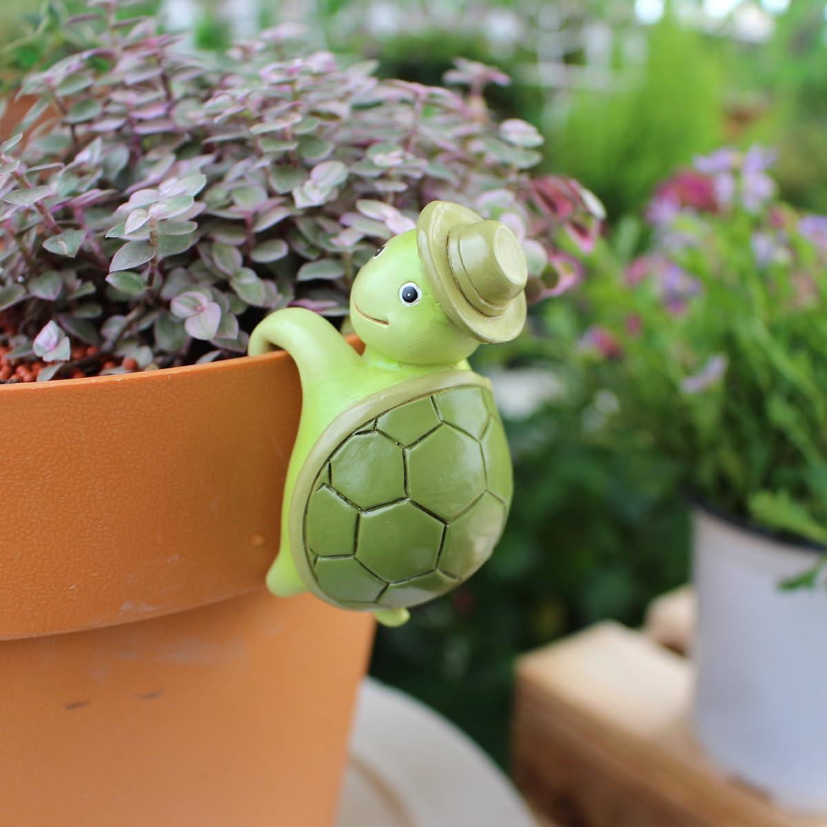 JARPSIRY tortoise wearing hat with smile brings cheerful garden charm