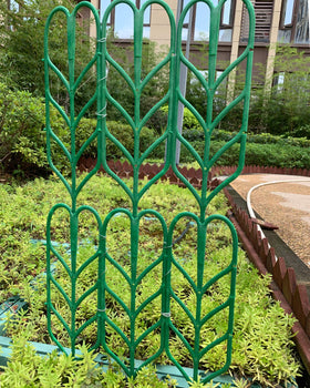 Jashem nylon zip ties included secure vines to the trellis