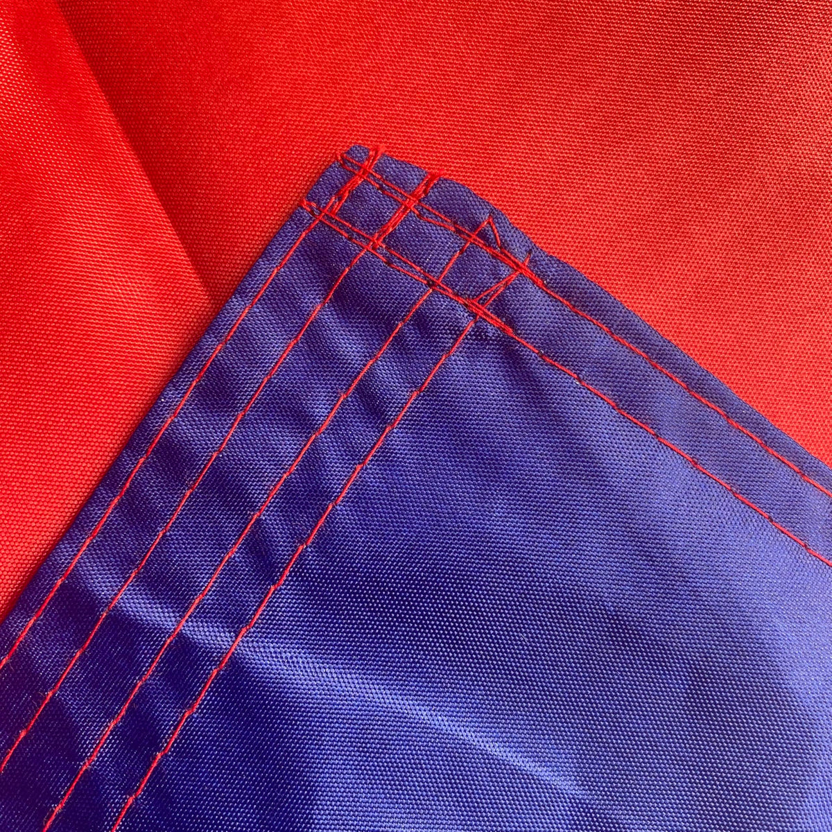Jayus UV-resistant fabric closeup resists fading in sun.