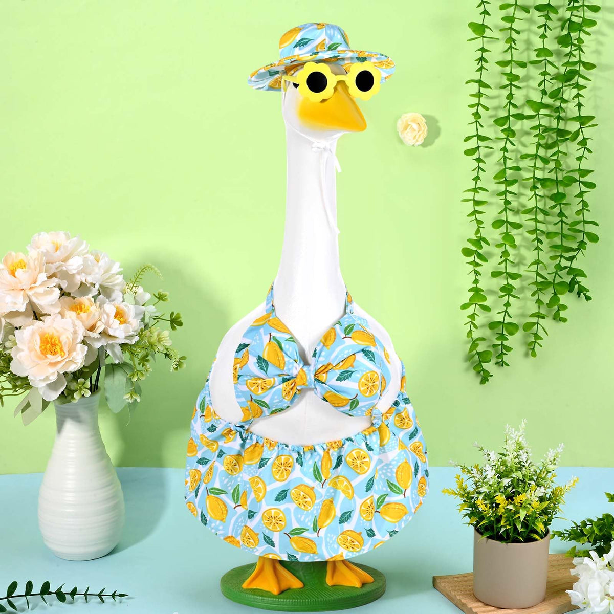 Versatile décor piece for garden parties, beaches, and daily yard displays