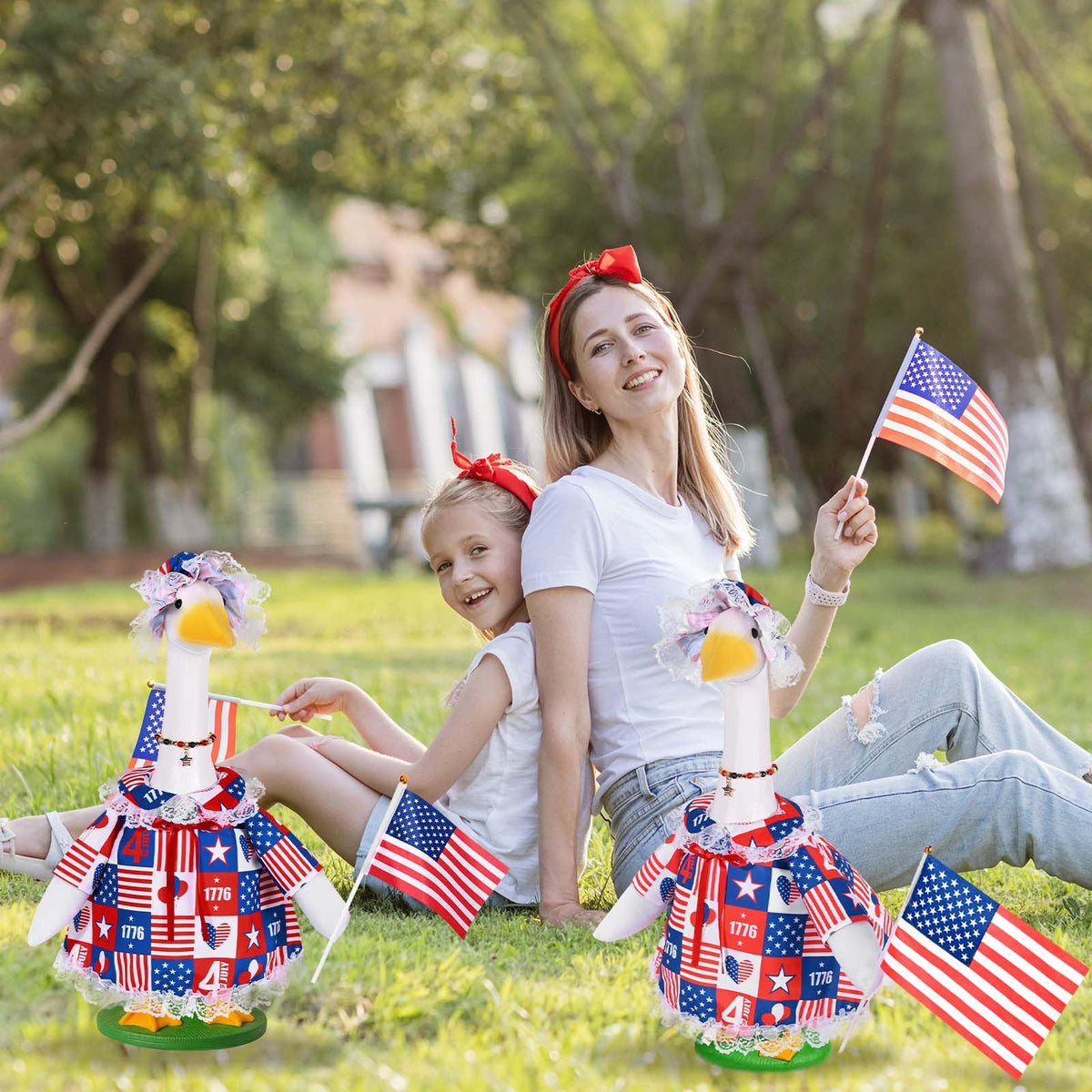 JcHrmers Memorial Day and Independence Day decor makes gatherings festive