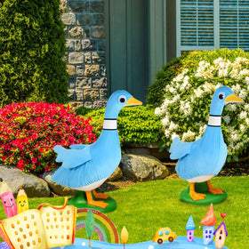 JcHrmers porch goose costume stays secure and easy to wear on 23-inch statue.