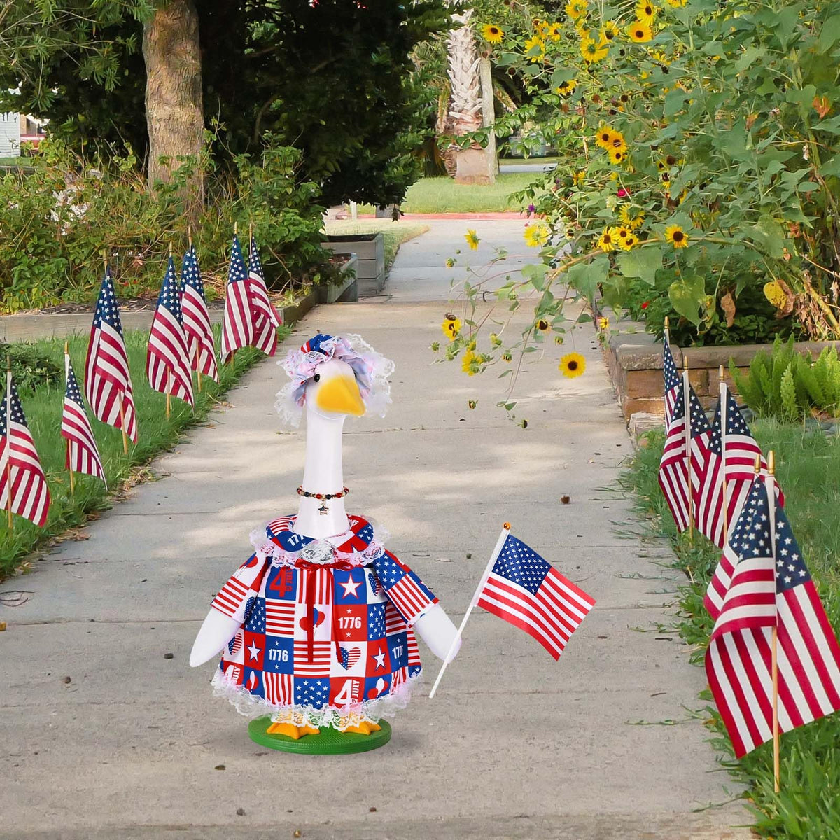 JcHrmers vibrant patriotic design catches the eye in any yard
