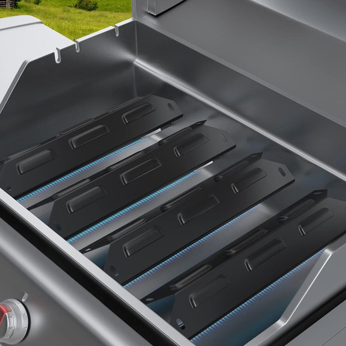 JCLMER easy-to-clean design saves time after outdoor cookouts.