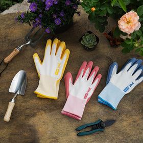 JDL gardening gloves available in small size designed for women's hands.