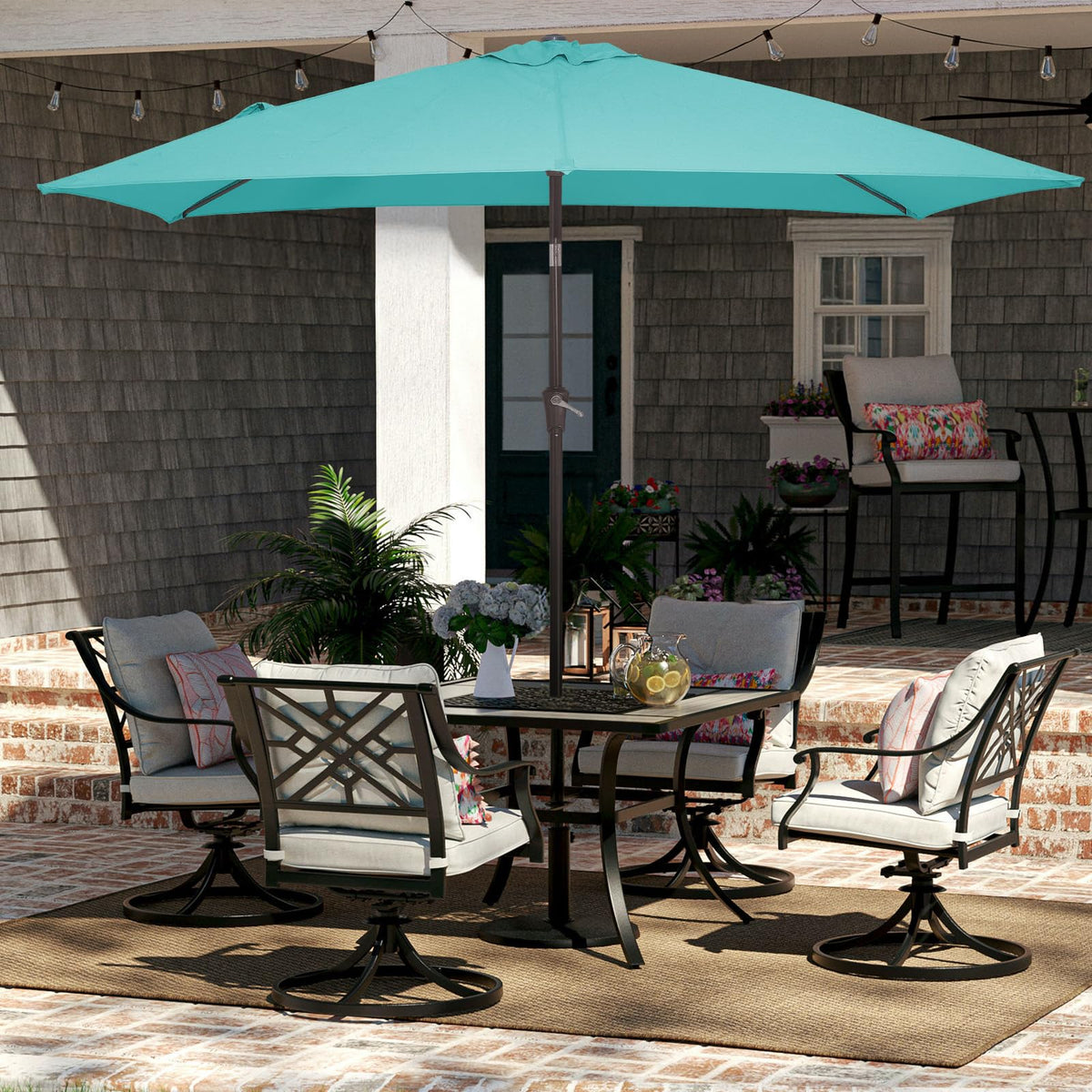 JEAREY crank tilt mechanism lets you adjust shade quickly as sun moves