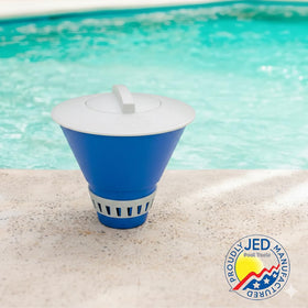 Durable lightweight body of JED Pool Tools chlorine dispenser