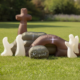 Jenaai Easter tomb inflates quickly with built-in fan