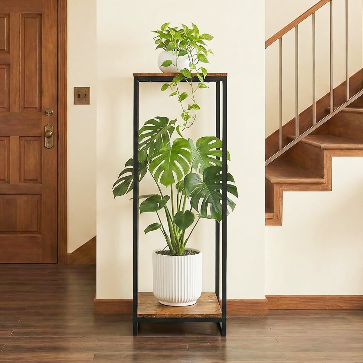 JEPRECO Minimalist metal frame provides sturdy support for decor.