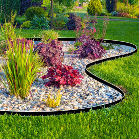JERIA flexible edging adapts to curves and contours of your yard.
