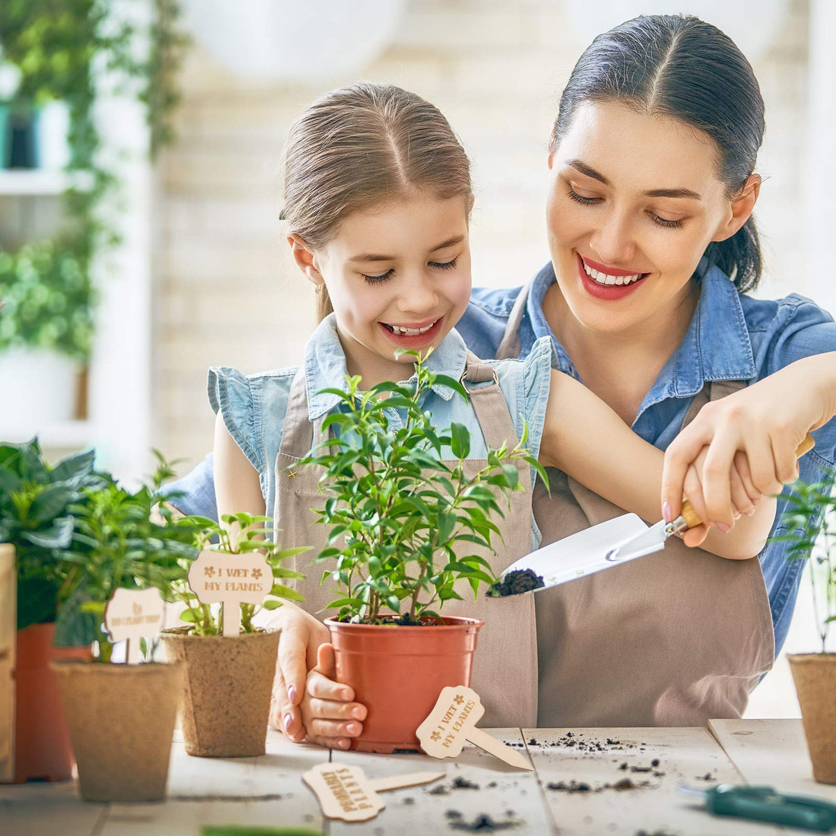 Jetec garden marker set ideal for gardening beginners as a gift.