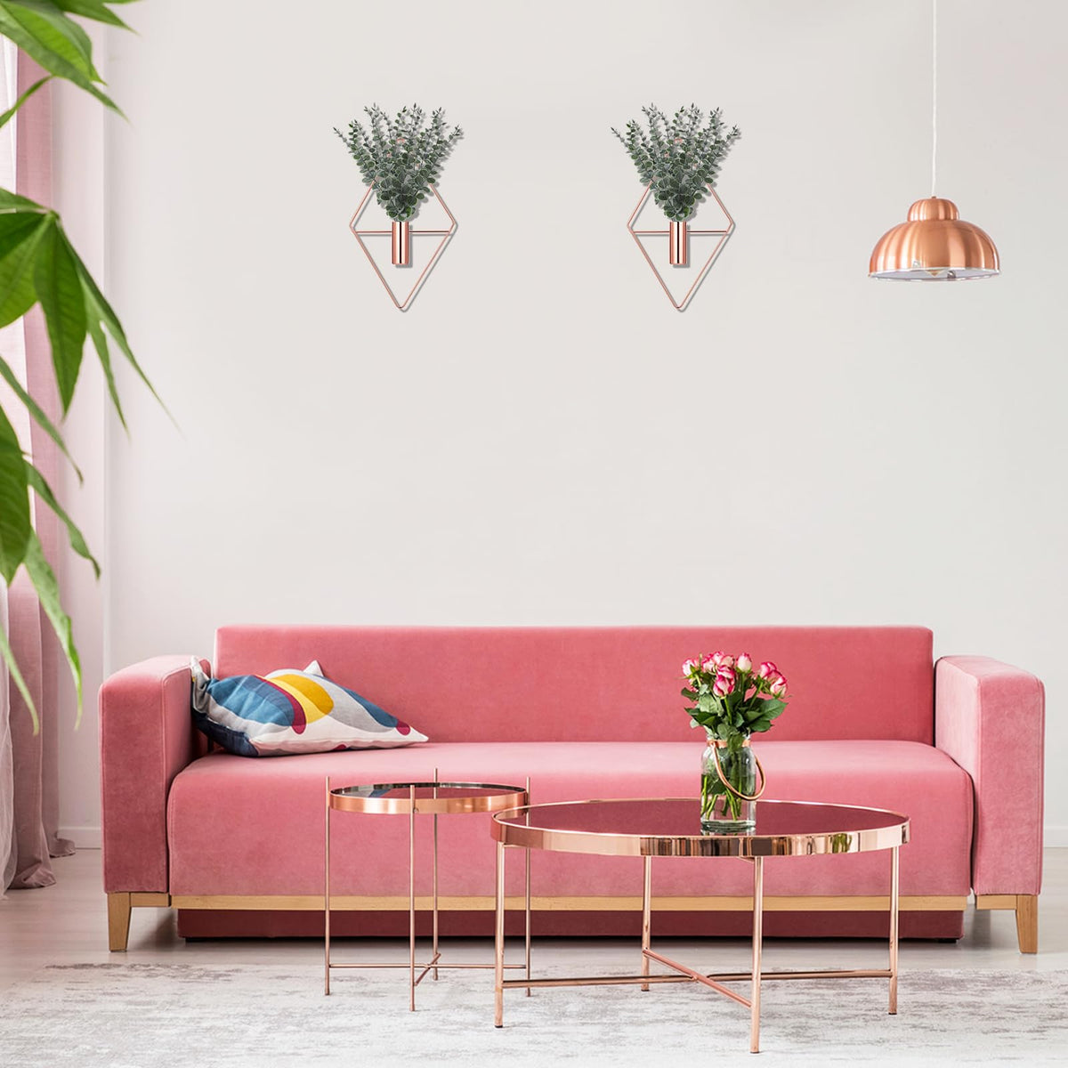 Jexine indoor wall vase offers easy styling in living rooms and offices.