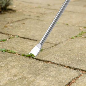 Jiozermi transplant garden tool for loosening soil around young plants.