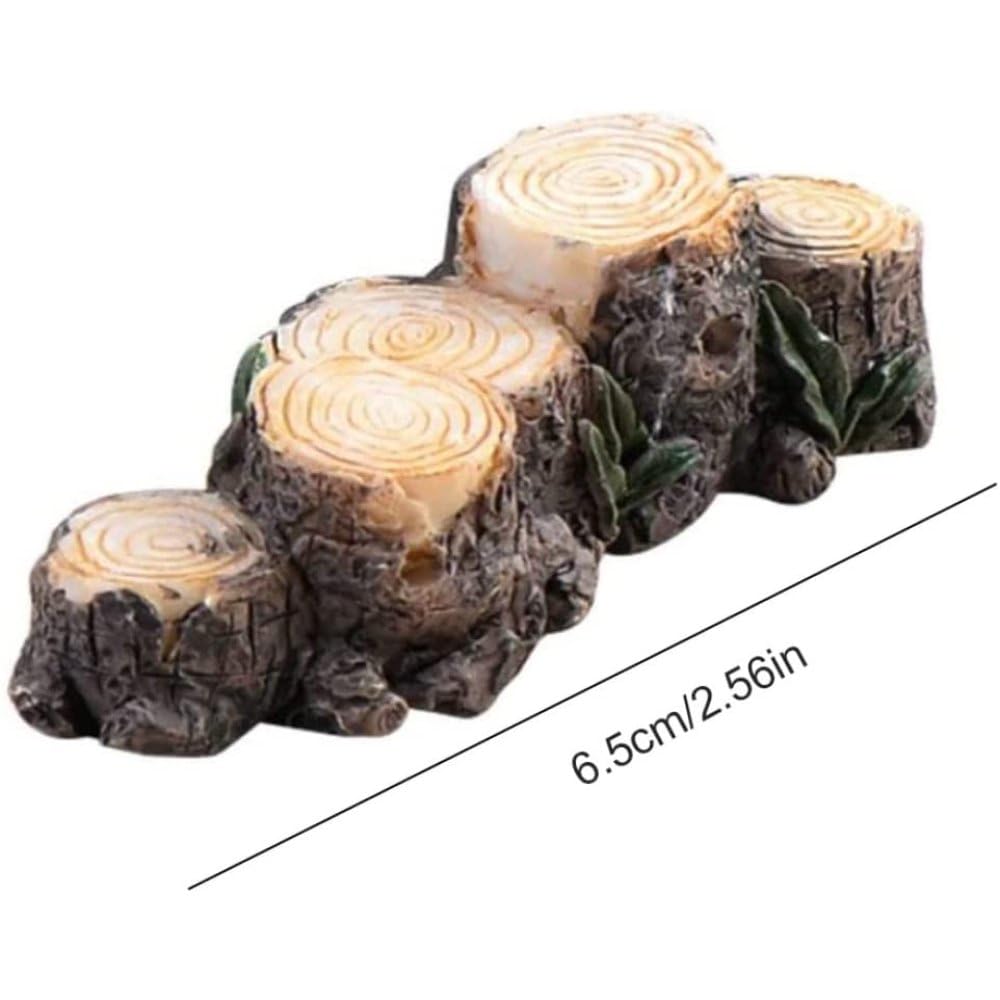 Jizlan fairy garden stump scene highlights natural texture, perfect as a centerpiece in micro landscapes.